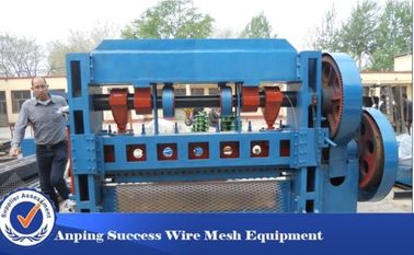Dekoratif Metal Örme Makinesi Otomatik İş Yükleme 150 / Min Hız